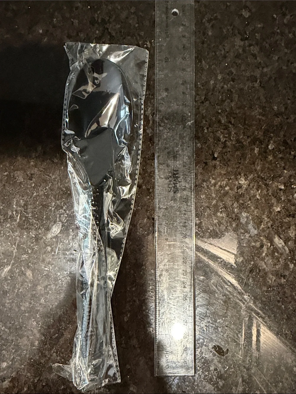 Plastic 2 Black Kitchen Tongs and 5 Black Spoons Set for Party